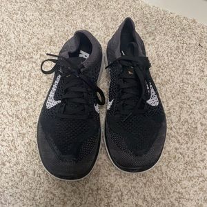 Nike Free RN Flyknit  Size 8